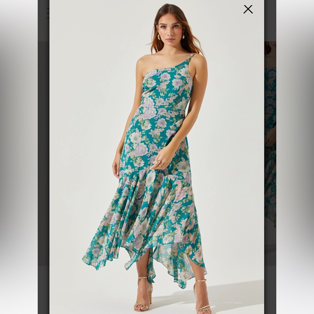 NWT Astr The Label Emmylou Floral One Shoulder Midi Dress, size Small